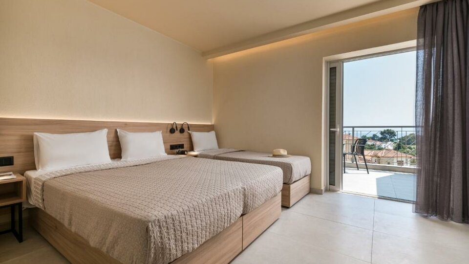 deluxe room